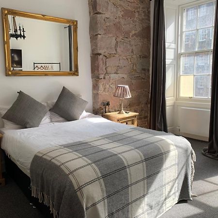 אפרטהוטל אדינבורו Royal Mile Balconies By The Castle מראה חיצוני תמונה